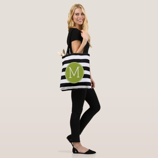 Groene monogram zwart-wit met strips tote bag (Op model)