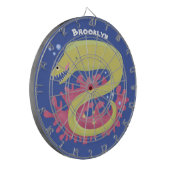 Groene moray paling grappige cartoon illustratie dartbord (Voorkant Links)