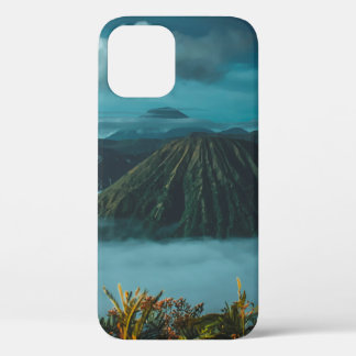 GROENE MOUNTAINEN DIE DOOR WITTE KLEUREN WORDEN OM Case-Mate iPhone CASE