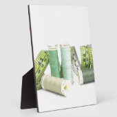 Groene naaikit en draden fotoplaat (Zijkant)