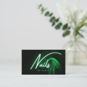 Groene Neon Nagels Nagel Tech Script Typografie Visitekaartje (Staand voorkant)