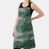 Groene oliestextuur op stokken en pluis schort (Insitu)