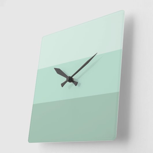 Groene omber gestript vierkante klok (Hoek)