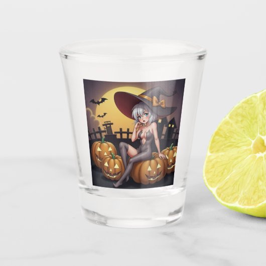 Groene Oog Halloween Heks op Jack-O-Lantern's Shot Glas (Voorkant)