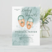 Groene & Oranje Baby Schoenen Uitnodiging (Staand voorkant)