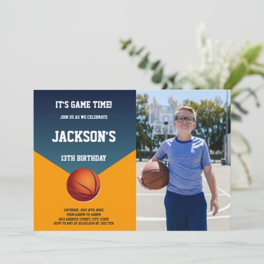 Groene & Oranje Basketbal Uitnodigingen met Foto (Staand voorkant)