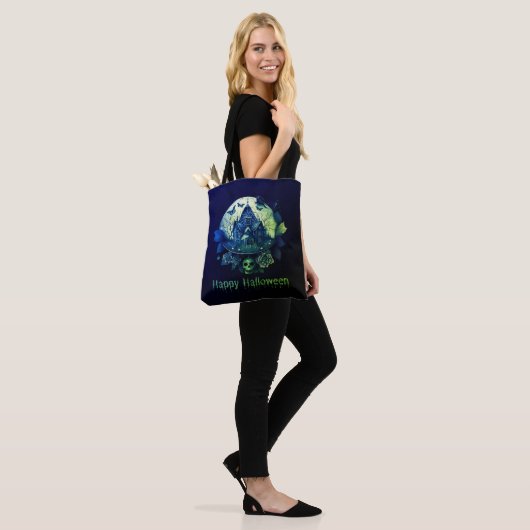 Groene Paarse Gotische Spookhuis Happy Halloween Tote Bag (Op model)
