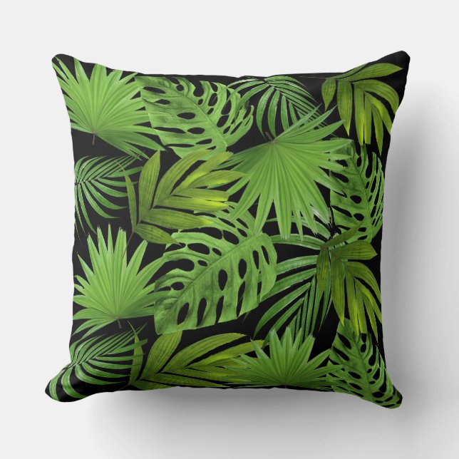 Groene palmbladeren op zwart kussen (Voorkant)