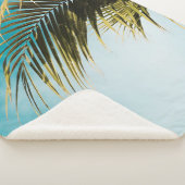 Groene palmboom onder blauwe hemel sherpa deken (3/4)