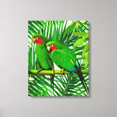 Groene papegaaien in een Oerwoud-instelling Canvas Afdruk (Voorkant)