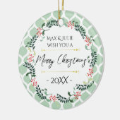 Groene persoonlijke feestdag met twee kanten keramisch ornament (Links)