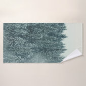 GROENE PIJNBOMEN DIE MET SNEEUW ZIJN BEDEKT BADHANDDOEK (Badhanddoek)