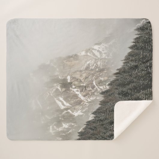 GROENE PIJNBOMEN SHERPA DEKEN (Voorkant (horizontaal))