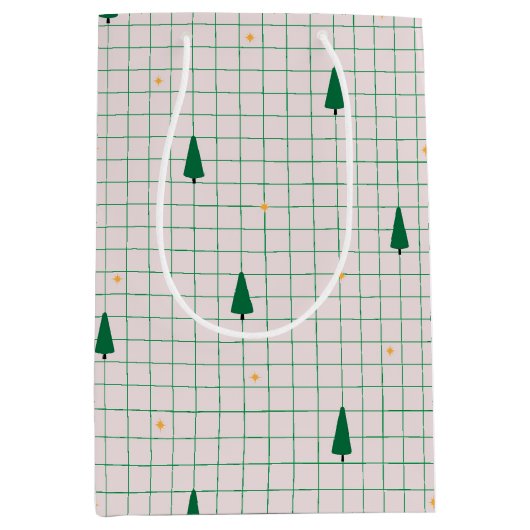 Groene pleinen met kerstbomen op wit medium cadeauzakje (Voorkant)