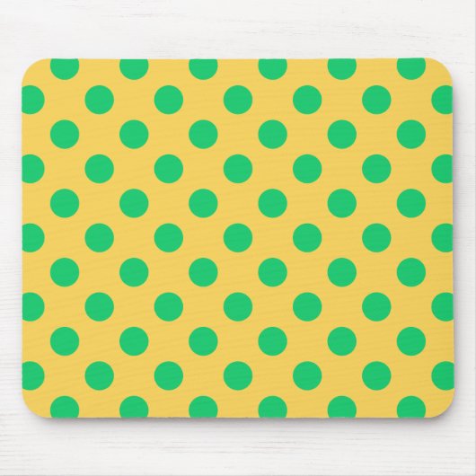 Groene polka-stippen op geel muismat (Voorkant)