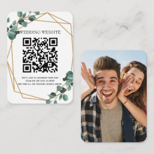 Groene QR-code en foto bijlage uitnodiging