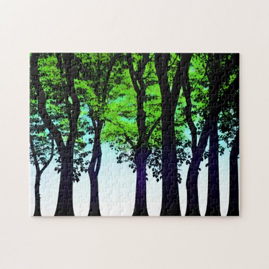 Groene rij bomen tegen een blauwe hemel legpuzzel (Horizontaal)