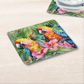 Groene, rode, blauwe papegaaien en tropische bloem kartonnen onderzetters (Schuin)
