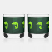 Groene schattige kameleon whisky glas (Voorkant)
