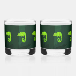 Groene schattige kameleon whisky glas