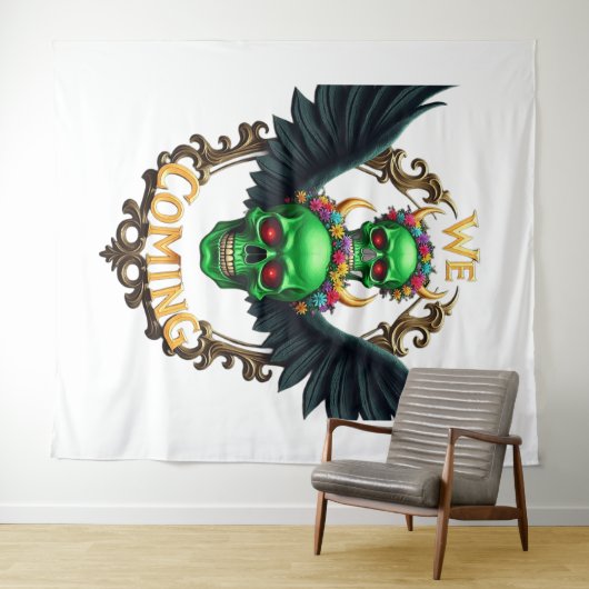 Groene schedels met zwarte vleugels en bloemkroon wandkleed (In Situ (horizontaal))