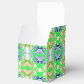 Groene schilderijen op diamantpatroon bedankdoosjes (Geopend)