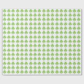 Groene Shamrock Clover Polka stippen patroon wit Cadeaupapier (Vlak)