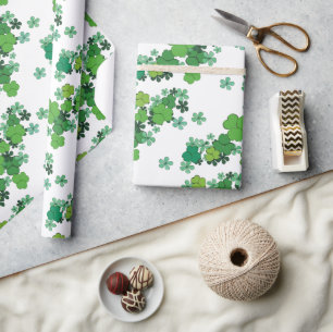 Groene Shamrocks & Daisies elke gelegenheid Cadeaupapier
