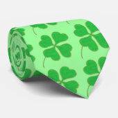  groene shamrocks, getrimd in gouden Stippen, Stro Stropdas (Opgerold)