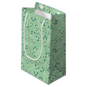 Groene Shamrocks Wit Omlijnt Kleine Gift Bag Klein Cadeauzakje (Voorkant Gekanteld)