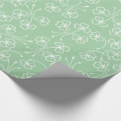 Groene Shamrocks Witte Contouren Verpakkend Docume Cadeaupapier (Hoek)