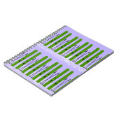 Groene ski's op paarse notitieboek (Linkerzijde)