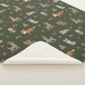 Groene slaperige kleine bosbeestjes sherpa deken (3/4)