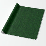 Groene Sneeuwvlok Damask Patroon Wrapping Paper Cadeaupapier<br><div class="desc">papier voor het verpakken van kerstcadeaus | Groen op groen sneeuwvlok damast patroon - dit maakt deel uit van een mix en match gecoördineerde kerst collectie ontwerp door WhimsicalArtwork™</div>