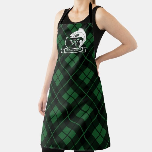 Groene speldenvis en haak-monogram schort (Insitu)