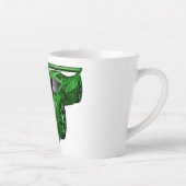 Groene sportwagen met luchtfolie latte mok (Rechts)