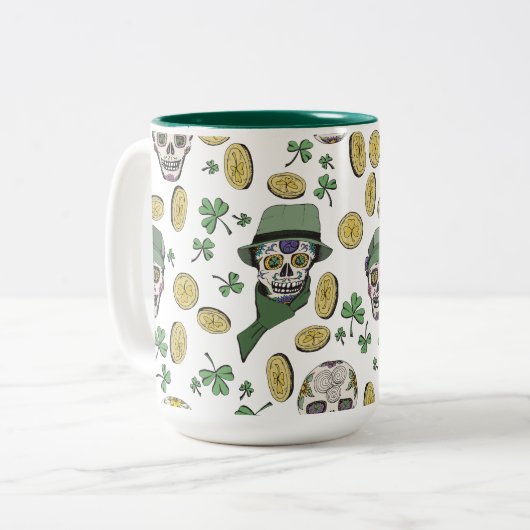 Groene St Patrick's Day Ierse Suikerschedel Custom Tweekleurige Koffiemok (Voorkant links)