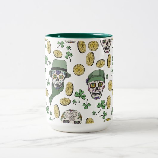 Groene St Patrick's Day Ierse Suikerschedel Custom Tweekleurige Koffiemok (Center)