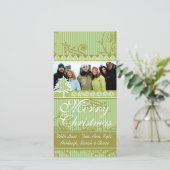 Groene Strepen Dennen Draaikolk Kerst Familie Foto Feestdagenkaart (Staand voorkant)