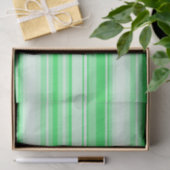 Groene strepen van lente tissuepapier (Geschenk)