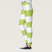 Groene strepen, witte strepen, gestreept patroon leggings (Links)
