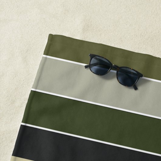 Groene stripes strandlaken (In situ)