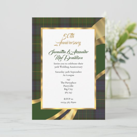 Groene tartan geruite gouden huwelijksjubileum kaart (Staand voorkant)