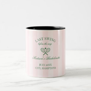 Groene tennisrackets roze gestreepte bruidsdouche  tweekleurige koffiemok