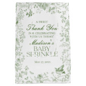Groene Toile De Jouy Baby Sprinkle Favors Medium Cadeauzakje (Achterkant)