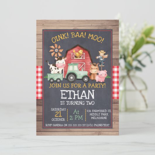 Groene Tractor Boerderij Chalkboard Verjaardagsuit Kaart (Staand voorkant)