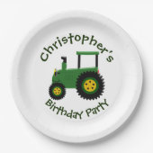Groene tractor ontwerp gepersonaliseerde verjaarda papieren bordje (Voorkant)