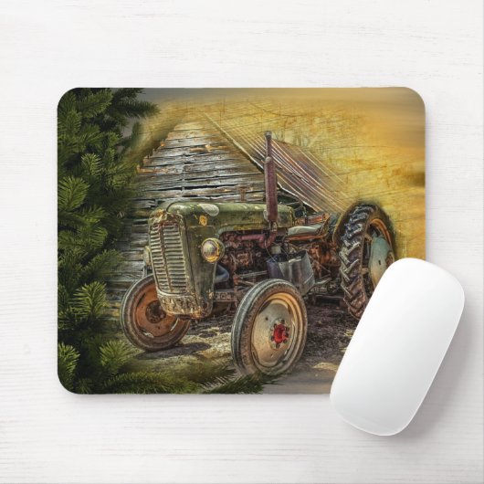 groene tractor Rustic Old Barn Muismat (Met muis)