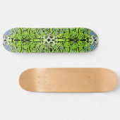 Groene Tribale Rijk ontwerp Persoonlijk Skateboard (Horizontaal)