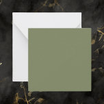 Groene, vaste kleur notitiekaartje<br><div class="desc">Sage Green Solid Color. Een verfijnde moderne groene salie die natuurlijke elegantie uitstraalt. Deze kleur legt de essentie van een schaduwrijke bosbodem vast. Perfect voor mensen die op zoek zijn naar een rustige aardse sfeer. Deze verfijnde tint past naadloos in zowel moderne als klassieke esthetiek. Omarm de ingetogen schoonheid van...</div>